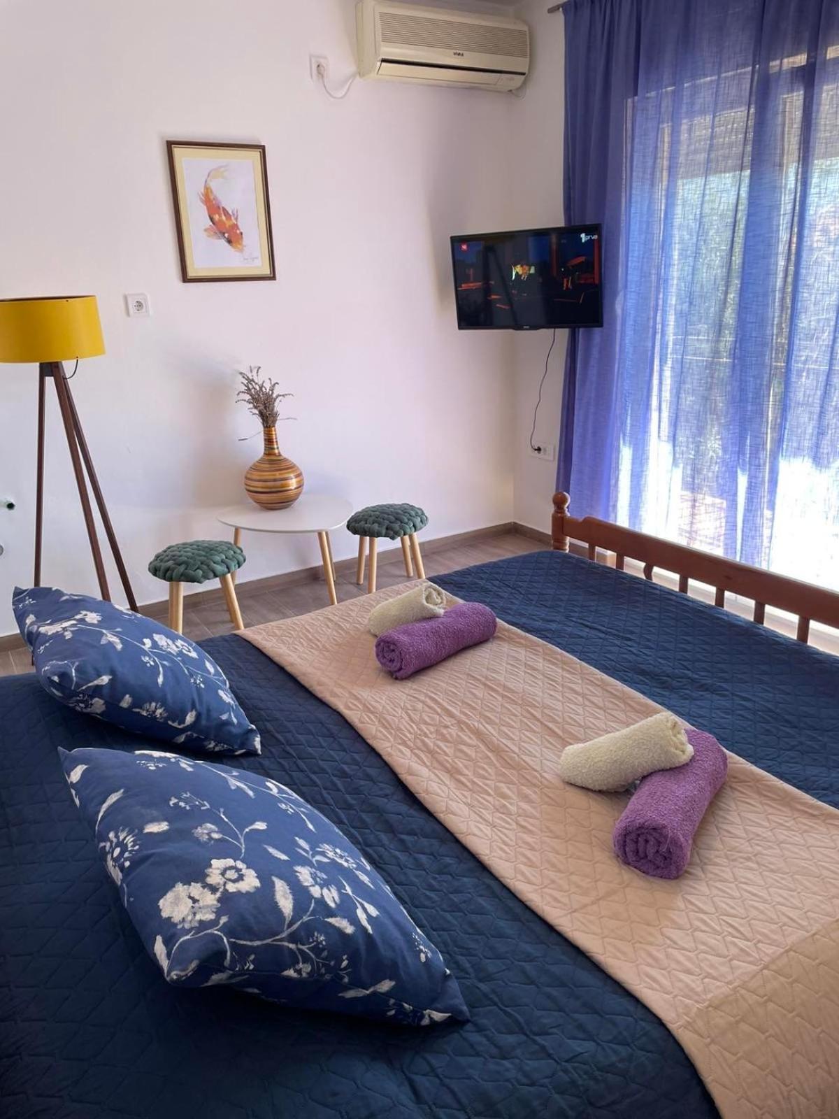 Villa Mia Apartments Bijela Esterno foto