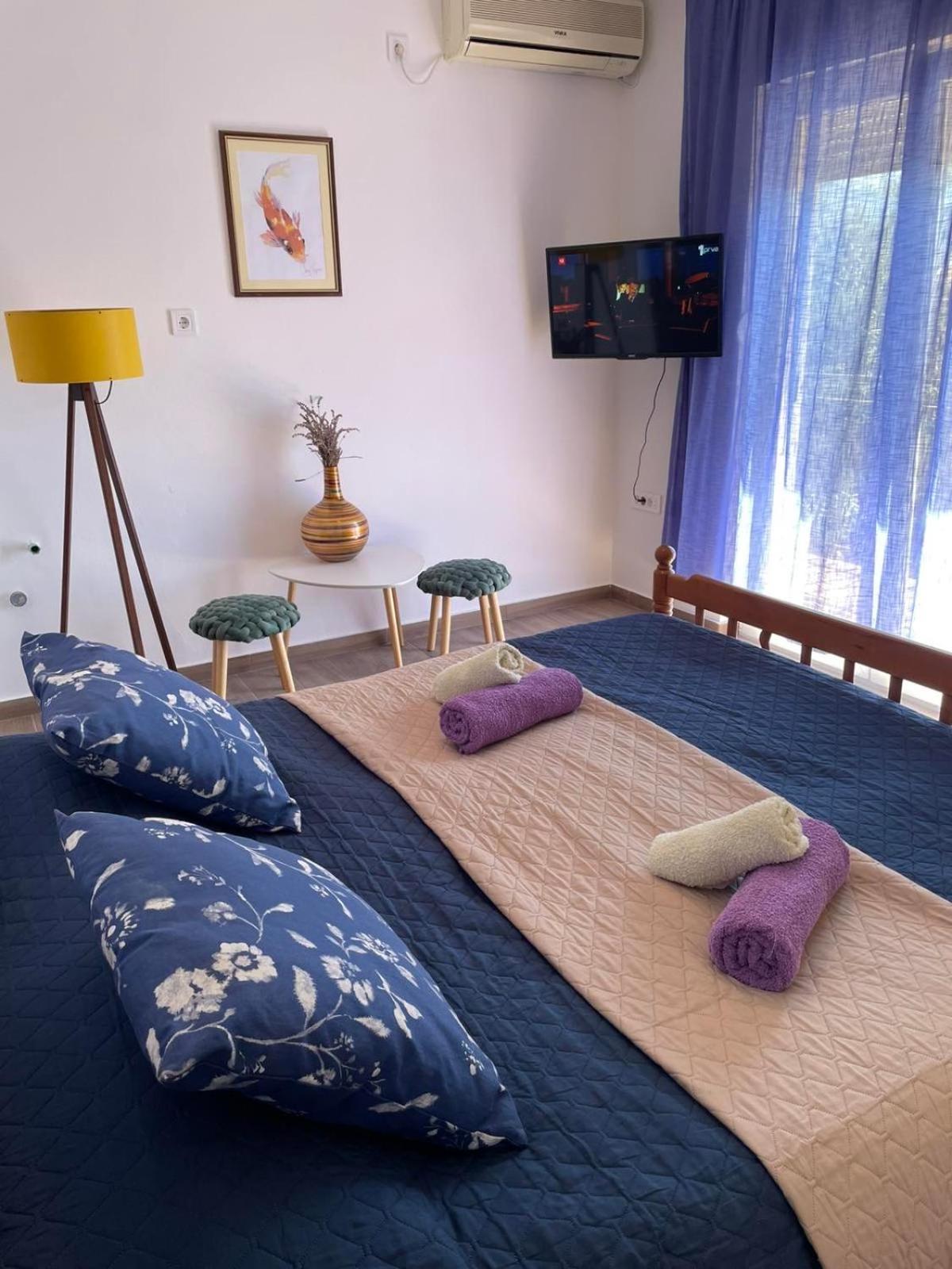 Villa Mia Apartments Bijela Esterno foto